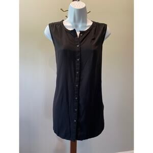 LOFT Black Sleeveless Button-Front Blouse